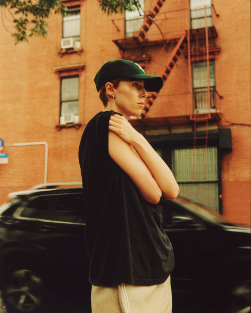 BLACK CLASSIC TEE