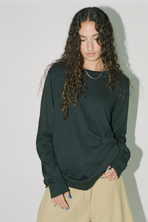 BLACK LONGSLEEVE